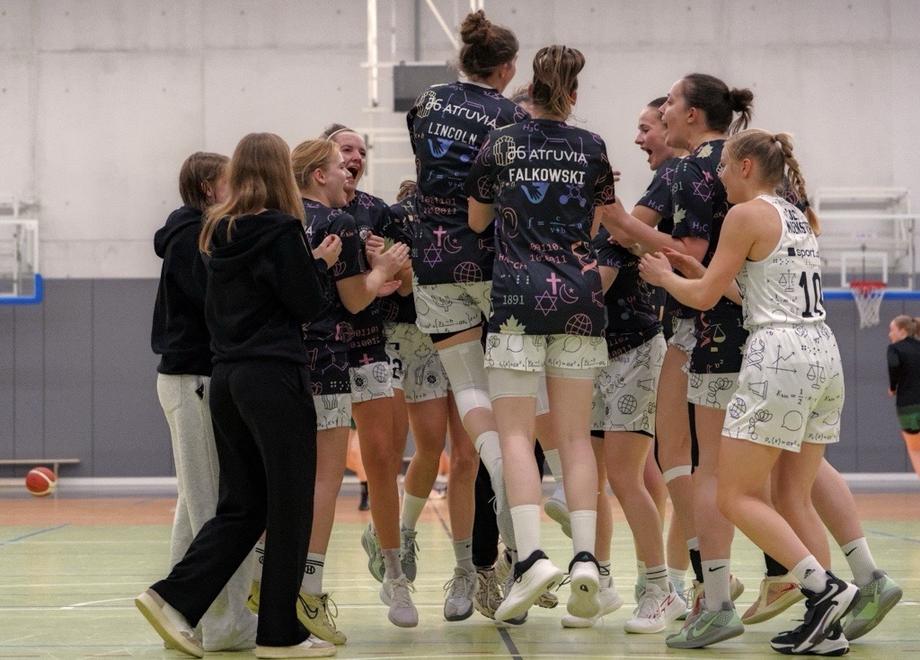 Damen 1 melden sich mit Sieg aus der Pause zurück