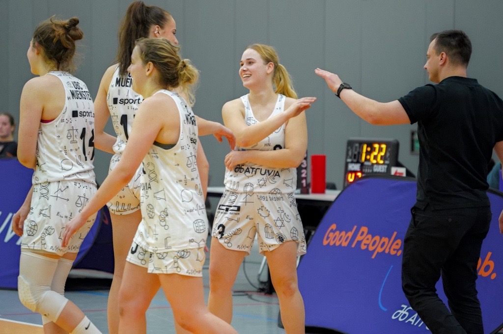 Damen 1 mit deutlichem Heimsieg