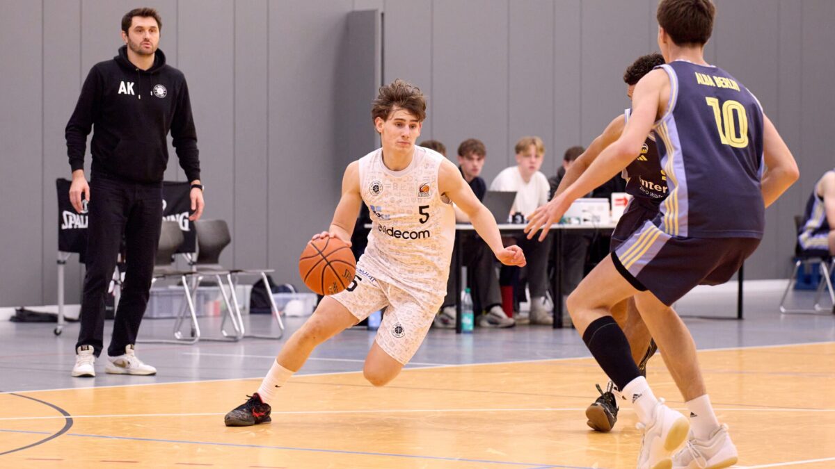 Leo Kirchhoff im Spiel gegen ALBA Berlin